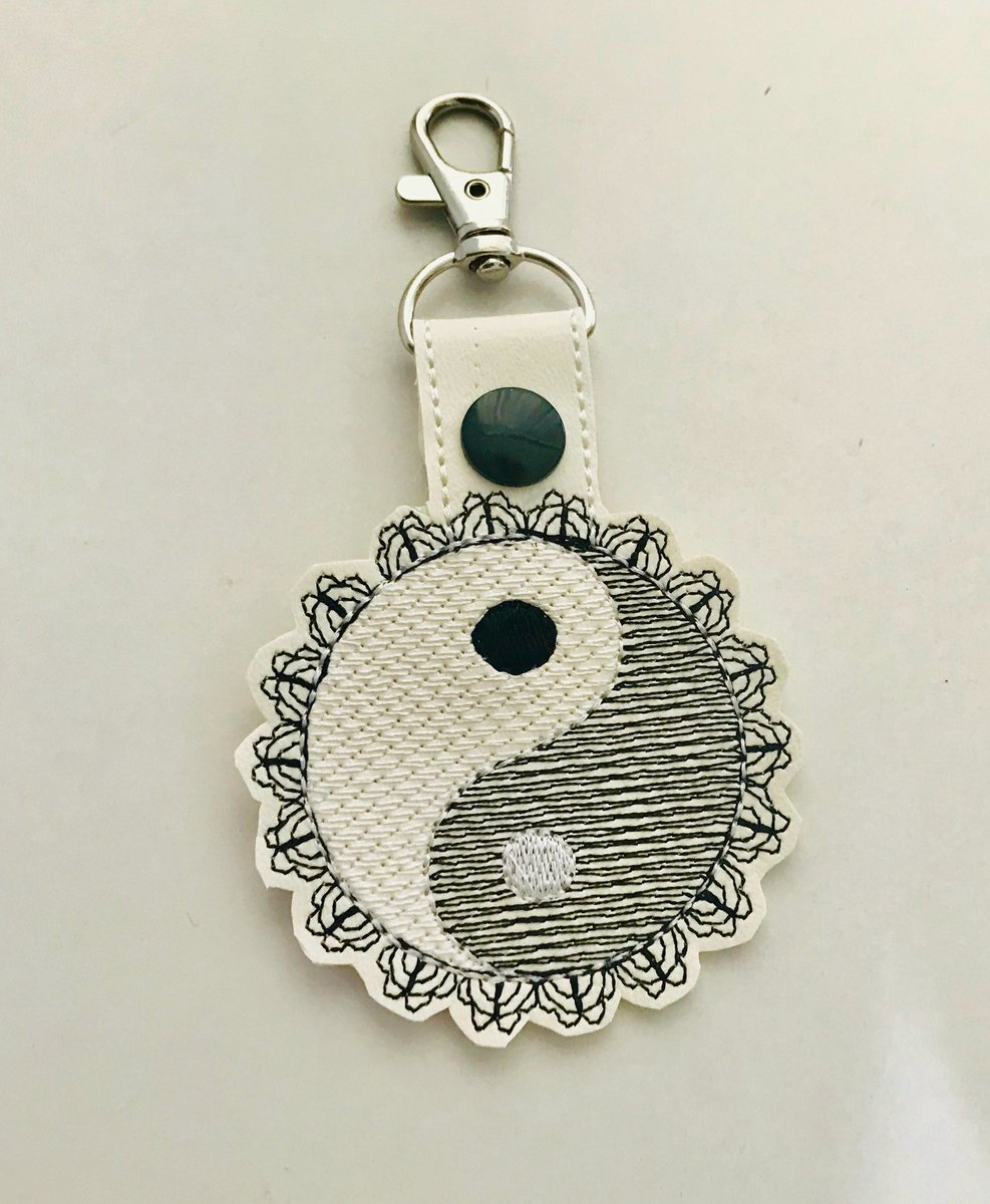 Yin Yang Lace Key Ring Embroidery Design, Sketch Fill Snap Hook (Digital Download)