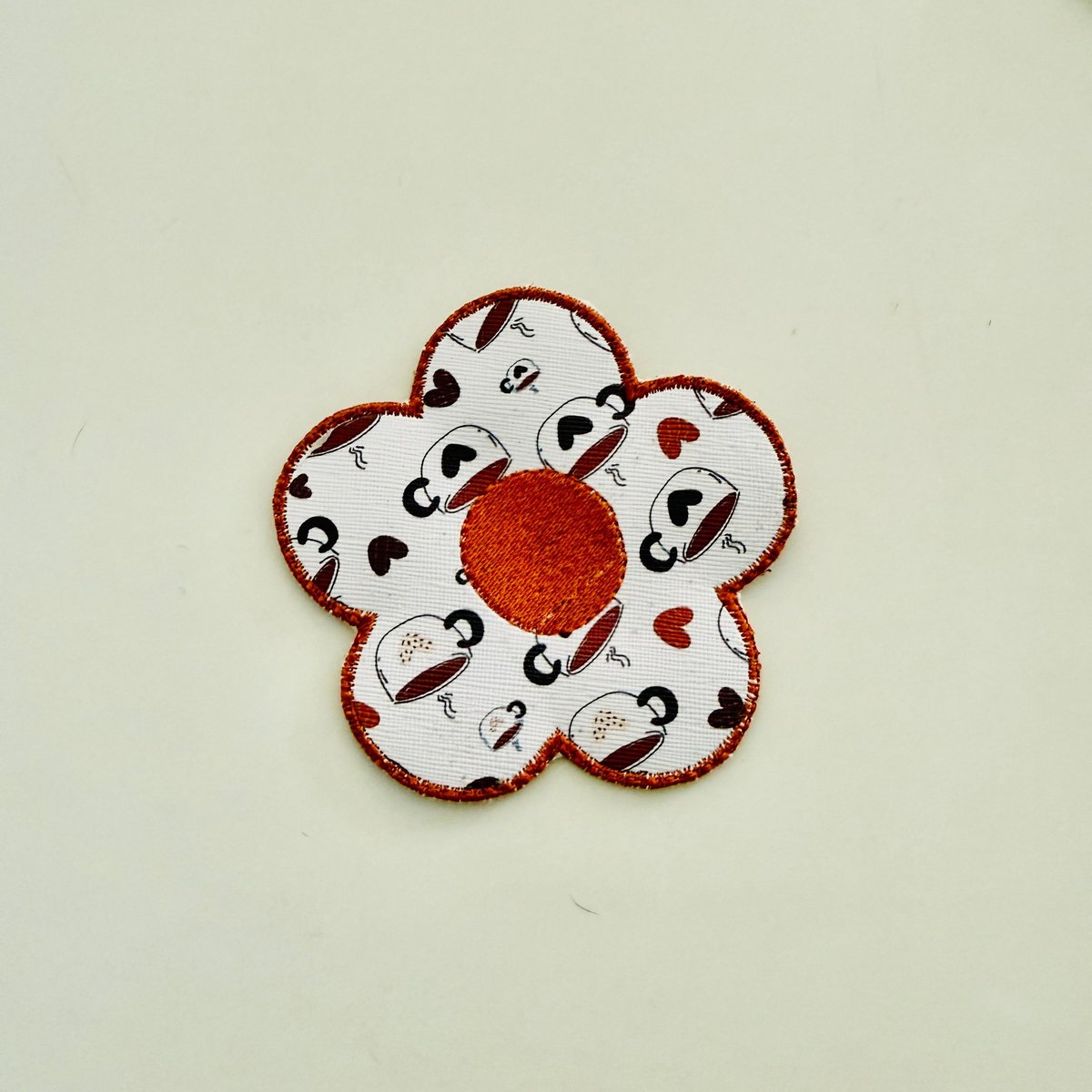 ITH Coffee Cup vinyl, Daisy Coaster, Embroidered Applique, Floral Design (Digital Download) 4x4 Hoop