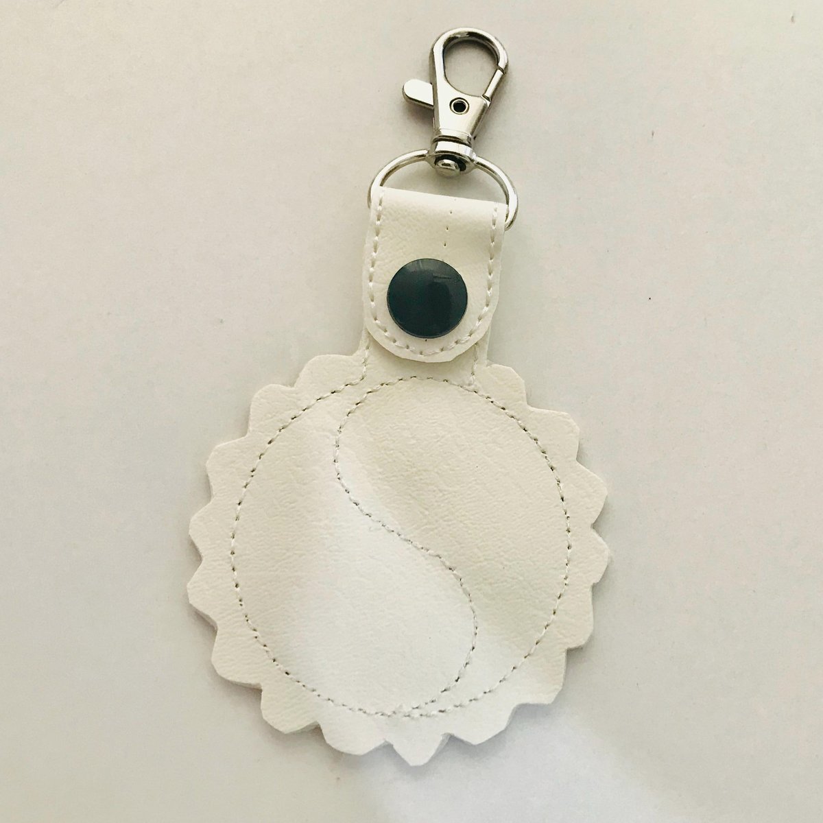 Yin Yang Lace Key Ring Embroidery Design, Sketch Fill Snap Hook (Digital Download)
